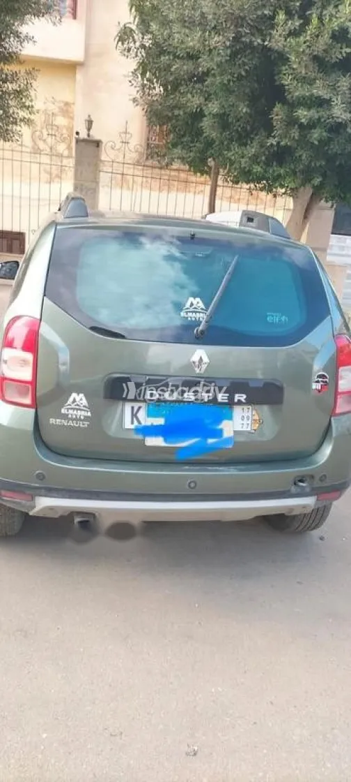 Renault Duster 2016 Dark Green Used for Sale - 6