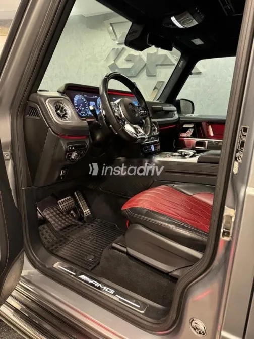 مرسيدس جي 63 ايه ام جى 2022 فضي مستعملة للبيع - 5