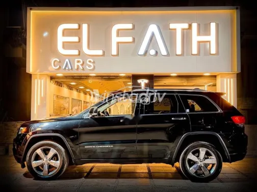 Jeep Grand Cherokee 2014 Black Used for Sale - 3