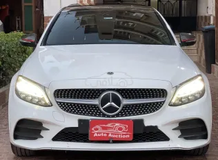 Mercedes C 180 2019 White Used for Sale