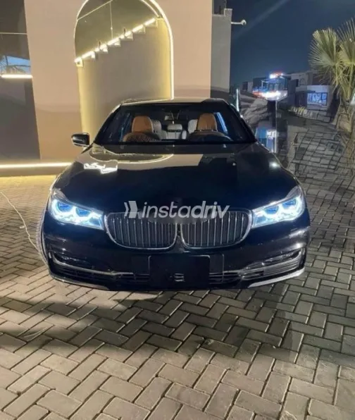 BMW 740 2019 Black Used for Sale - 1