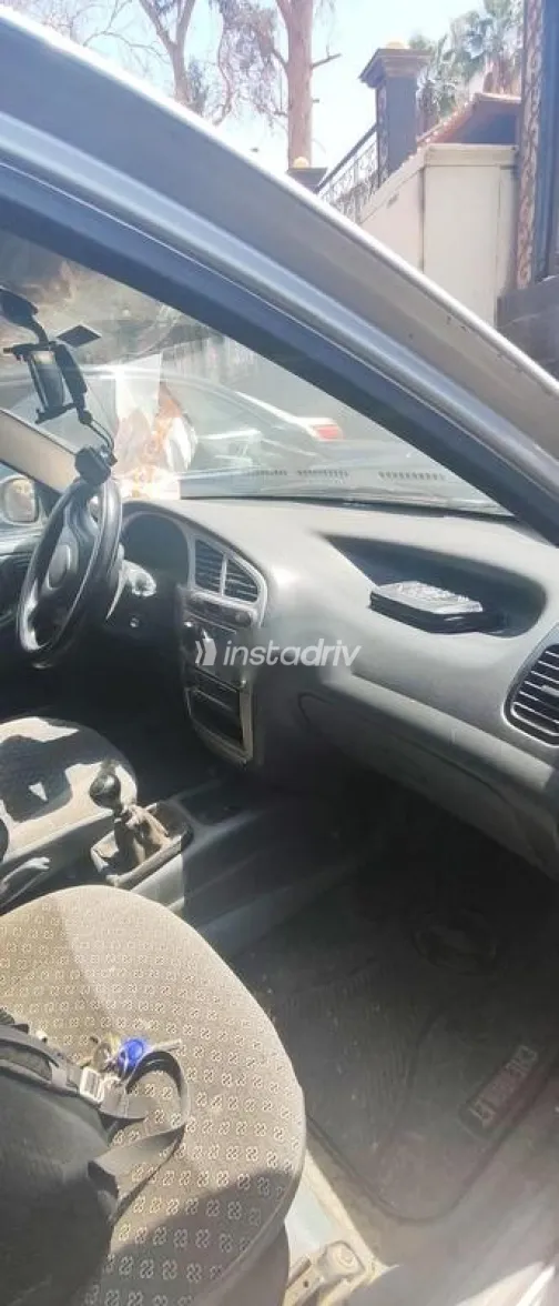 Chevrolet Lanos 2011 Silver Used for Sale - 3