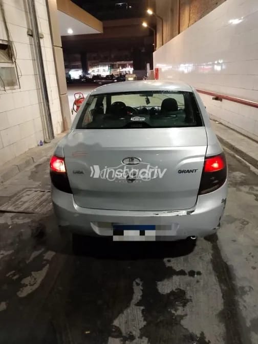 Lada Granta 2015 Silver Used for Sale - 2