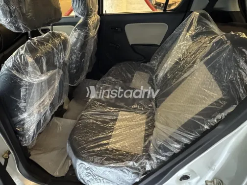 سوزوكى التو 2021 فضي مستعملة للبيع - 3