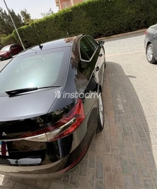 سكودا سوبيرب 2022 أسود مستعملة للبيع - 10