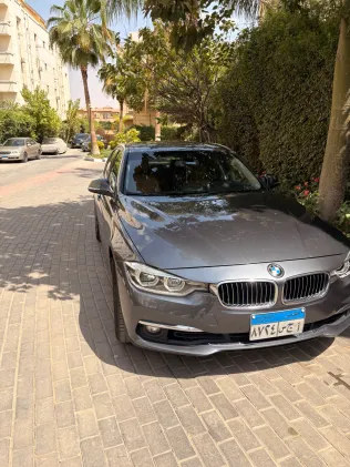 بي ام دبليو 318 2019 أبيض مستعملة للبيع