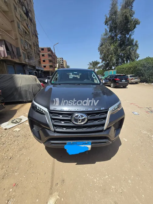 Toyota Fortuner 2024 White Used for Sale - 6