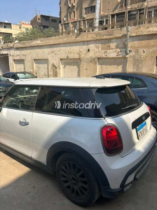 Mini Cooper 2024 White Used for Sale - 3