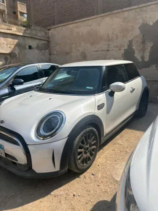 Mini Cooper 2024 White Used for Sale