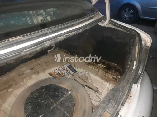 هيونداي إلنترا 1995 أبيض مستعملة للبيع - 7