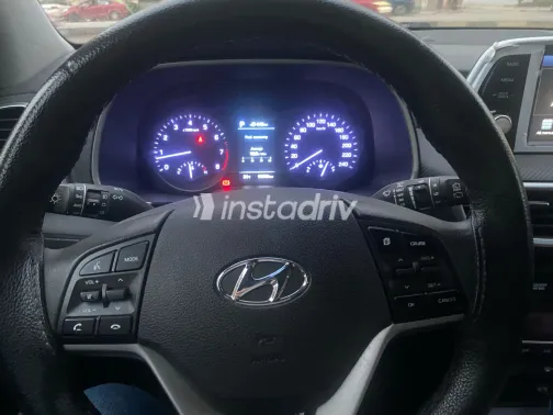 Hyundai Tucson 2021 White Used for Sale - 6