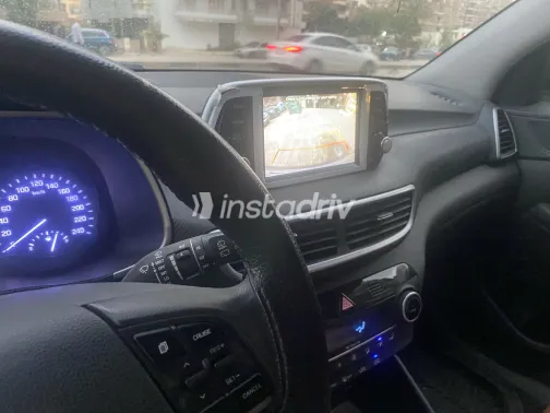 Hyundai Tucson 2021 White Used for Sale - 7