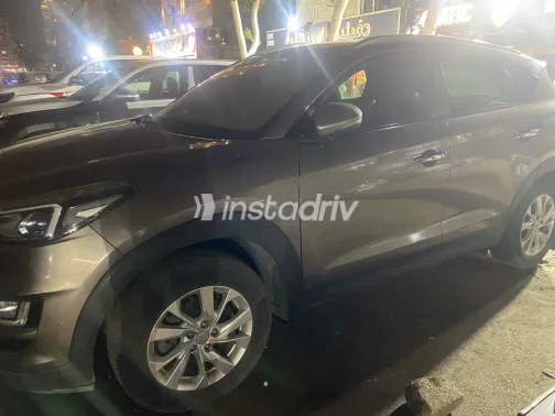 Hyundai Tucson 2021 White Used for Sale - 8