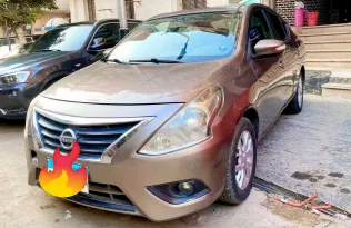 نيسان صنى 2020 أبيض مستعملة للبيع