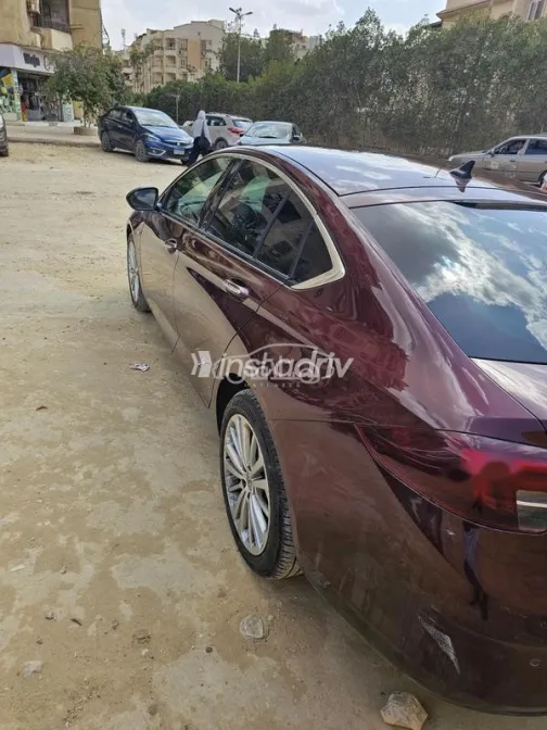 Opel Insignia 2019 Dark Red Used for Sale - 3