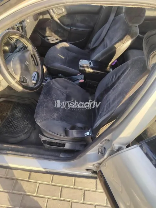 سيتروين كسارا 2002 فضي مستعملة للبيع - 5