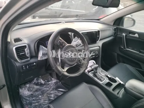 Kia Sportage 2017 White Used for Sale - 4