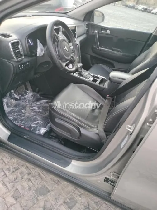 Kia Sportage 2017 White Used for Sale - 5