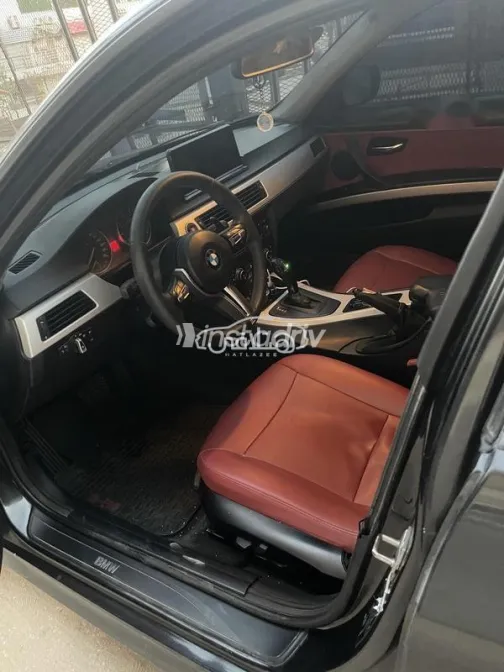 بي ام دبليو 318 2010 أسود مستعملة للبيع - 5