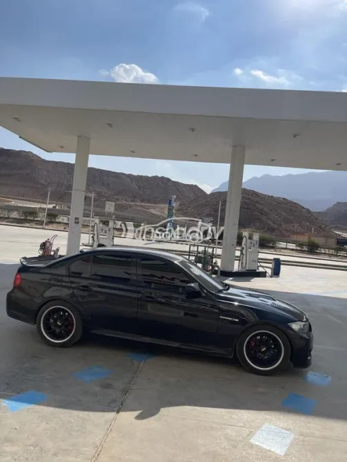 بي ام دبليو 318 2010 أسود مستعملة للبيع - 8