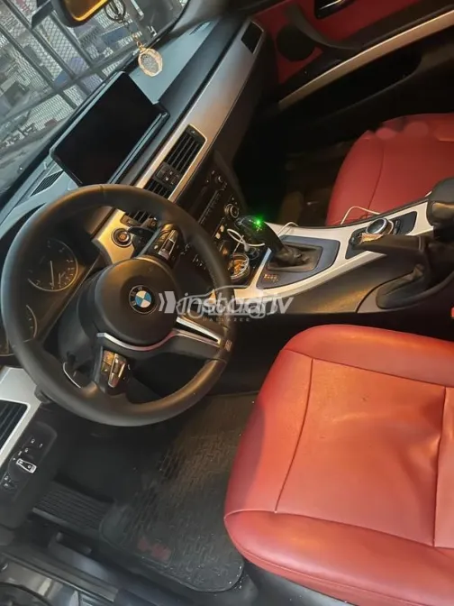 بي ام دبليو 318 2010 أسود مستعملة للبيع - 9