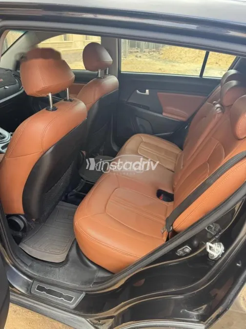 Kia Sportage 2016 Black Used for Sale - 9