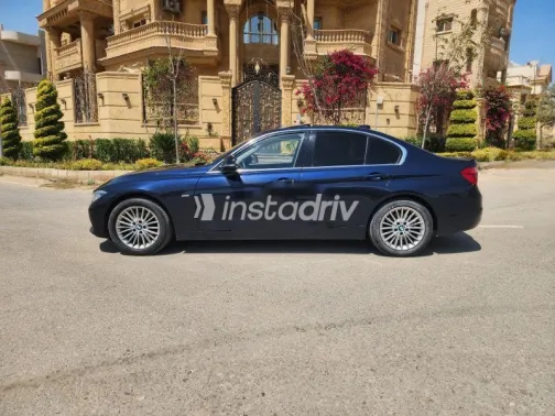 BMW 320 2018 Dark Blue Used for Sale - 2