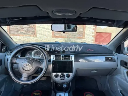 شيفروليه أوبترا 2012 رمادي مستعملة للبيع - 1