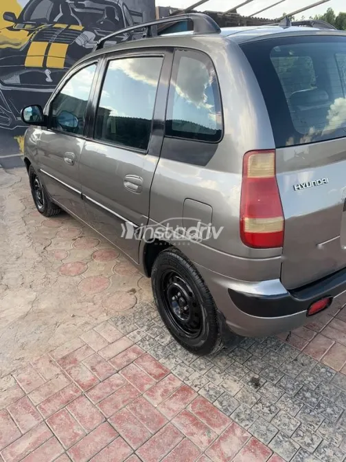 Hyundai Matrix 2009 Dark Gray Used for Sale - 4