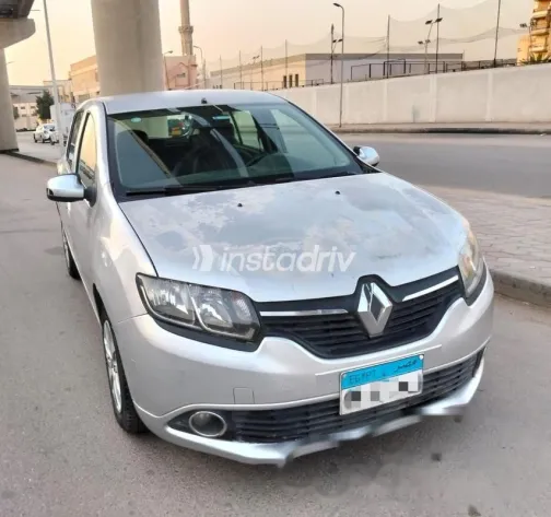 Renault Sandero 2016 Silver Used for Sale - 2