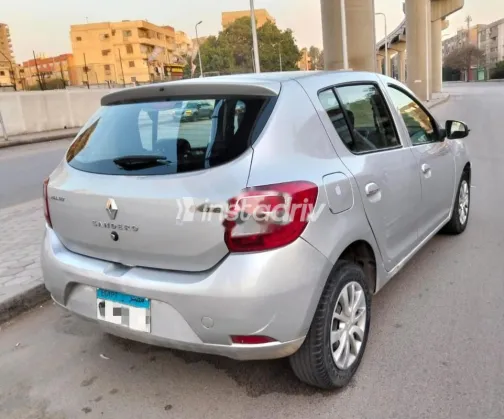 Renault Sandero 2016 Silver Used for Sale - 6