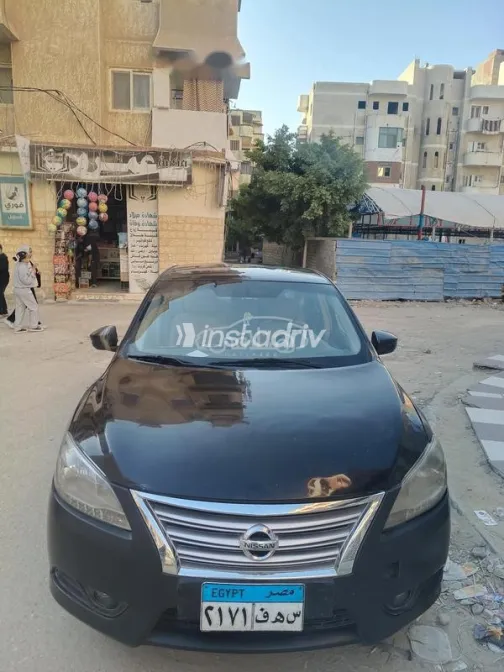 Nissan Sentra 2017 White Used for Sale - 2