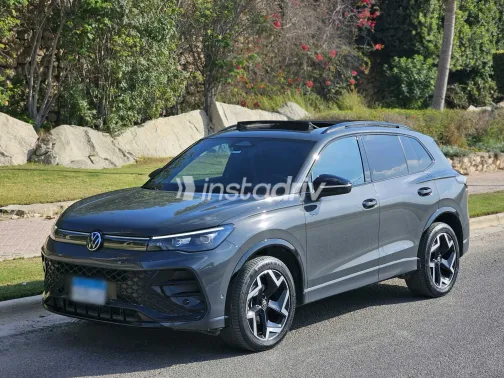 Volkswagen Tiguan 2024 White Used for Sale - 7