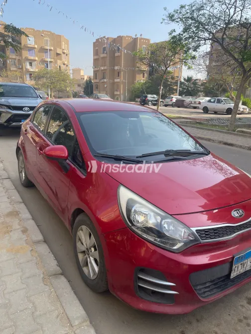كيا ريو 2016 أبيض مستعملة للبيع - 1