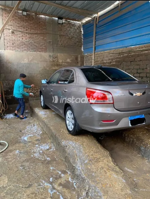 Chevrolet Optra 2018 White Used for Sale - 4