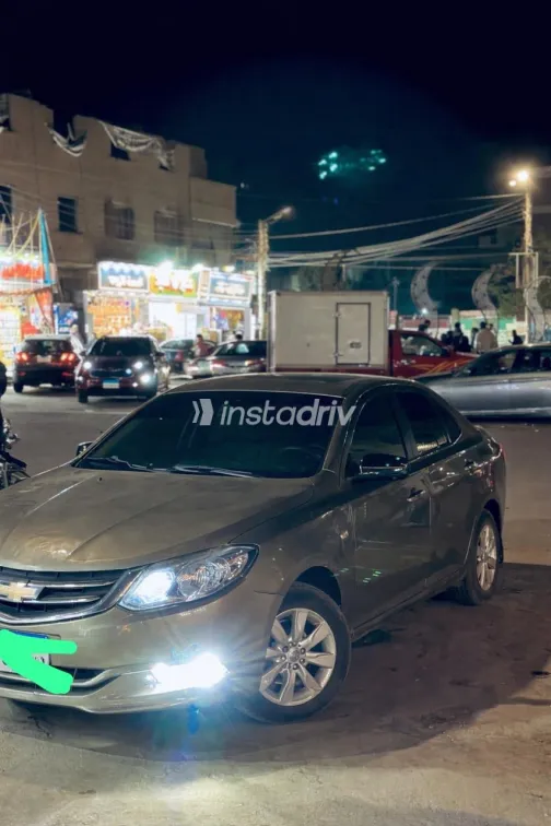 Chevrolet Optra 2018 White Used for Sale - 7