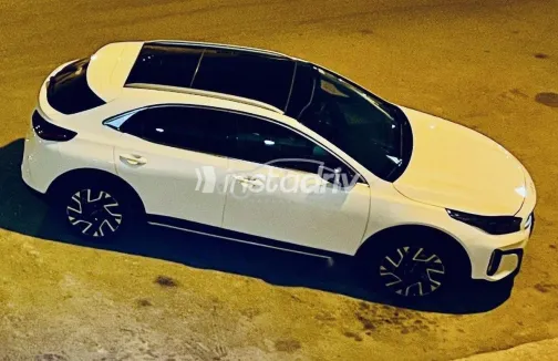 Kia Xceed 2025 White Used for Sale - 1