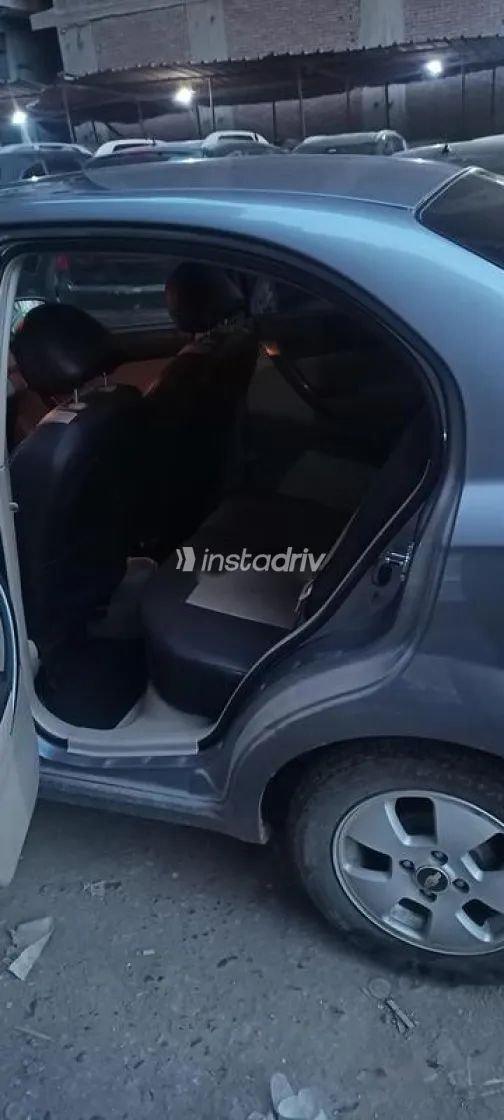 Chevrolet Aveo 2020 White Used for Sale - 10
