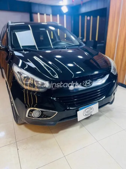 هيونداي IX 35 2015 أسود مستعملة للبيع - 4