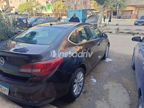 Opel Astra 2016 White Used for Sale - 1