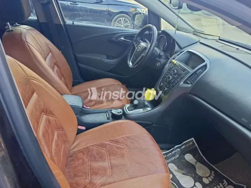 Opel Astra 2016 White Used for Sale - 3