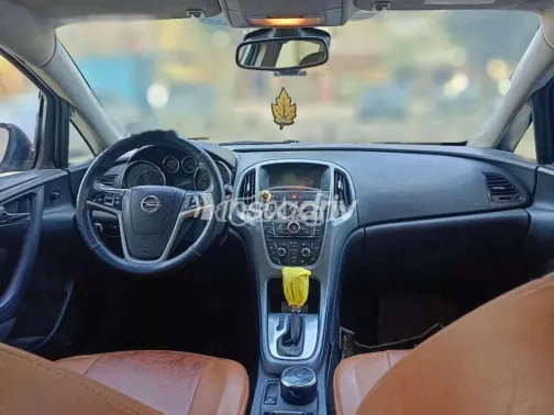 Opel Astra 2016 White Used for Sale - 4