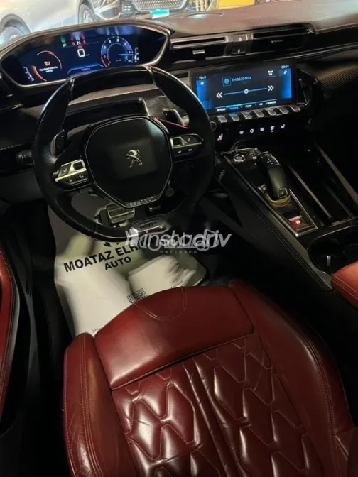 Alfa Romeo Spider 2021 Silver Used for Sale - 10