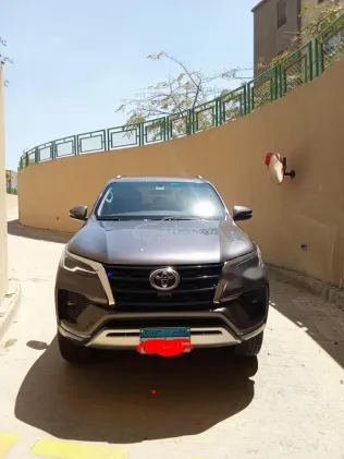 Toyota Fortuner 2023 White Used for Sale