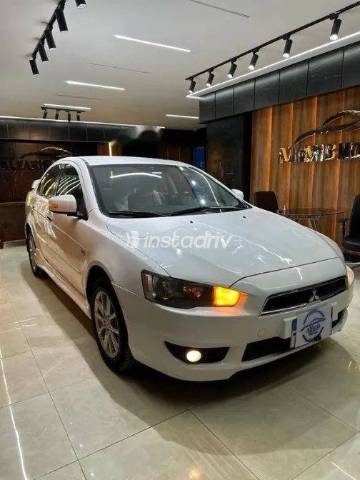 Mitsubishi Lancer 2016 White Used for Sale - 2