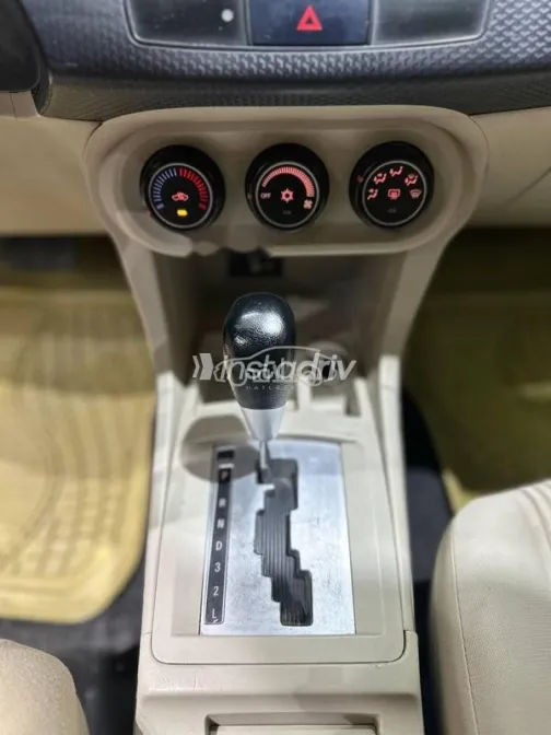 Mitsubishi Lancer 2016 White Used for Sale - 8