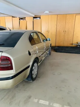 سكودا اوكتافيا A4 2004 بيج مستعملة للبيع