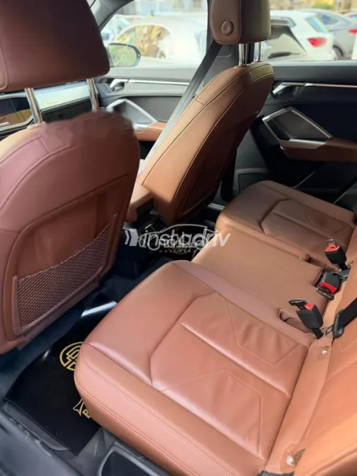 Audi Q3 2024 Black Used for Sale - 6