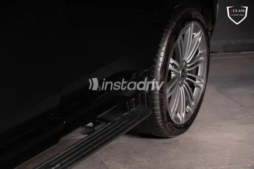 لاند روفر رنج روفر فوج 2023 أسود مستعملة للبيع - 6