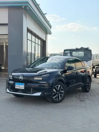 سيتروين C4X 2026 أزرق غامق مستعملة للبيع